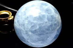 【１点物】希少◇迫力の大玉！ セレスタイト(天青石)　73mm　丸玉(台座付き) スフィア パワーストーン 天然石 _CG8051【宅急便】