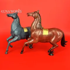 オブジェ 置物 うま ウマ 馬 青 đỏ 2loại類 インテリア リビング ダイニング 玄関 寝室 装飾 オーナメント プレゼント ギフト オシャレ dễ thương 癒しグッズ 高級感 棚装飾