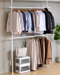 YAMAZEN Giá căng thẳng Móc treo đôi chắc chắn trong nhà Sấy quần áo trong nhà Tổng tải trọng 60kg Lực căng một chạm (Đã phê duyệt mẫu tiện ích) Chiều rộng 90-160 x Chiều sâu 10 x Chiều cao 190-260cm Bộ giá treo quần áo bảo quản Màu trắng WJ-475R(WH)