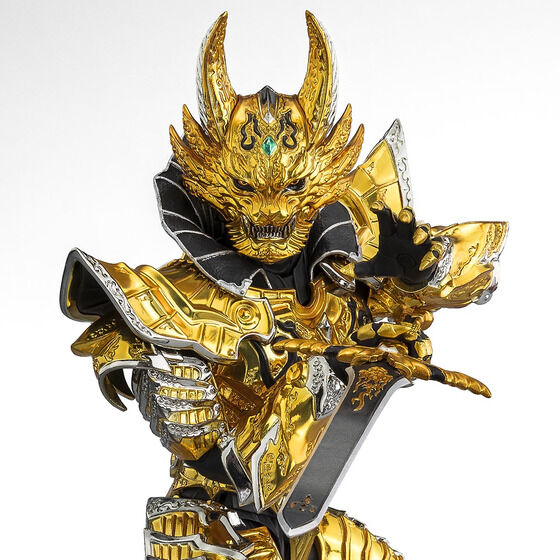S.H.Figuarts (Shinkocho Seiho) Hiệp sĩ vàng Garo Sho | Bandai cao cấp