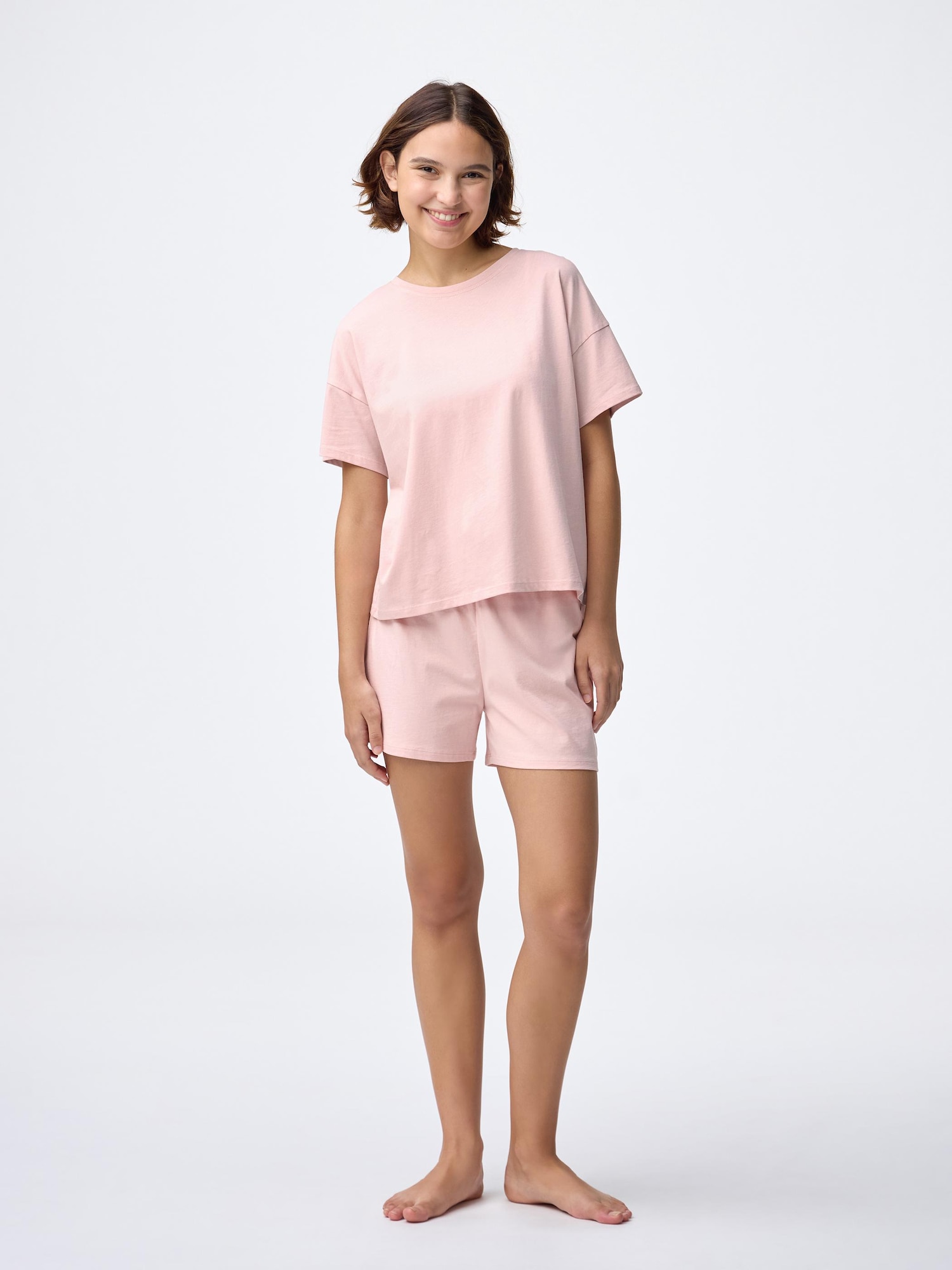 Bộ phòng chờ màu cotton (tay ngắn & quần short)