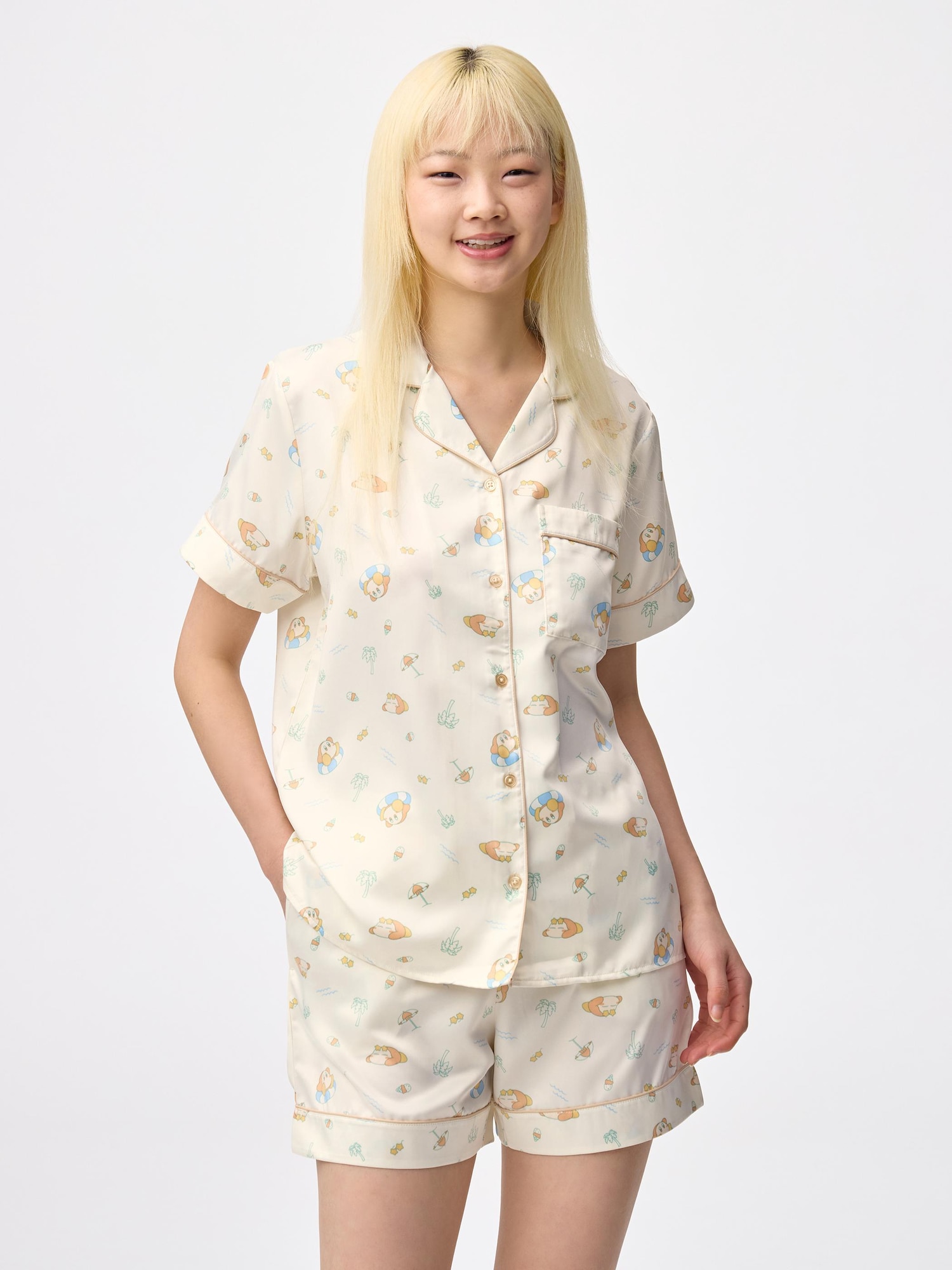 Bộ đồ ngủ bằng vải satin (tay ngắn & quần short) Kirby