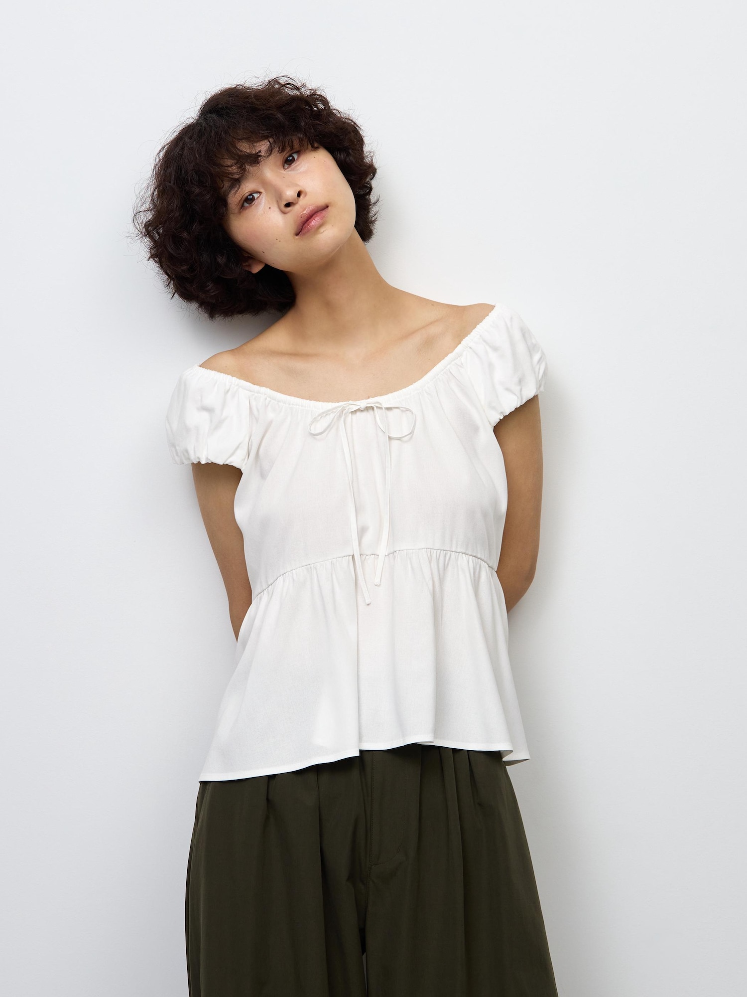 Áo peplum dáng ôm (không tay)