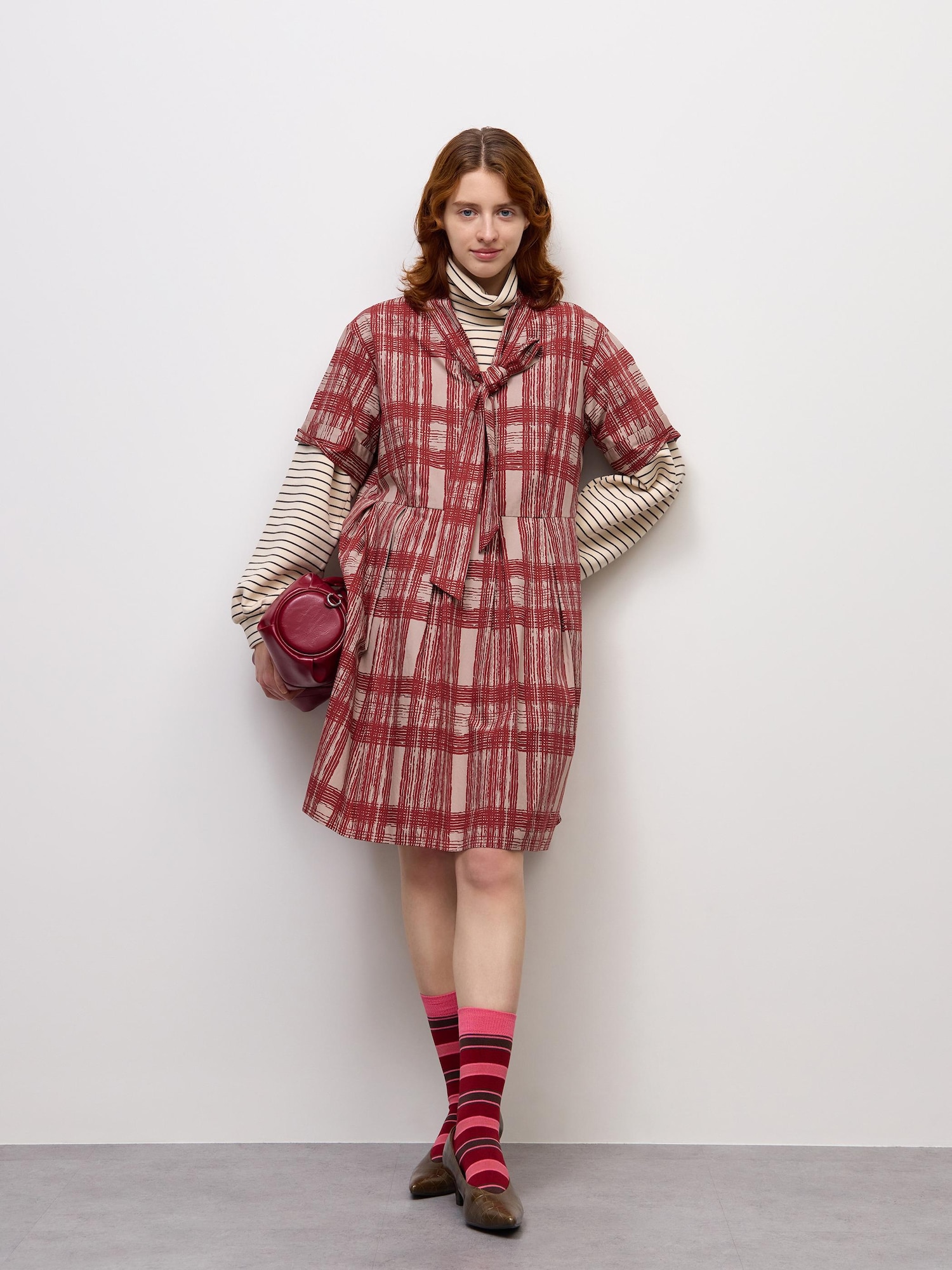 Váy oversized thắt nơ (tay áo dài) PF